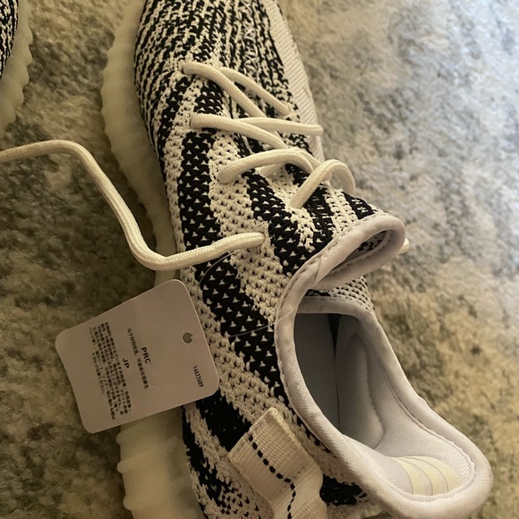 Zebra Yezzy’s, size women’s 9 men’s 7.5, Unisex - Picture 3 of 5